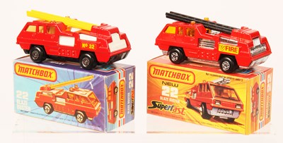 Lot 61 - Matchbox Superfast 2 x 22c Blaze Buster Fire Engine BLACK LADDER & No.32 LABEL VARIATIONS