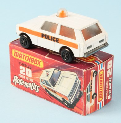 Lot 29 - Matchbox Superfast 20b Range Rover Police Patrol WITH RARE BLACK 5-SPOKE WHEELS