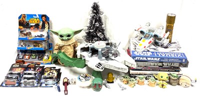 Lot 296 - Selection of modern Star Wars items