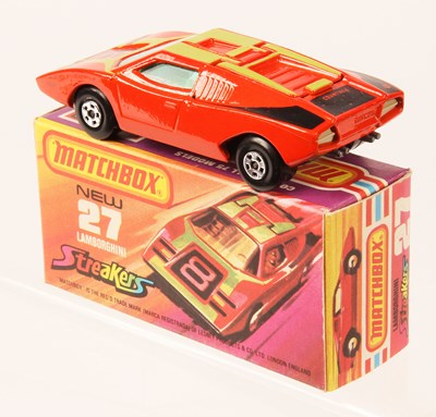 Lot 88 - Matchbox Superfast 27b Lamborghini Countach Streakers Issue WITH RARE BARE METAL BASE