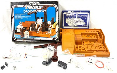 Lot 328 - Kenner Star Wars vintage Droid Factory MIB