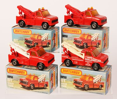 Lot 200 - Matchbox Superfast 4 x 61b Ford A Series Wreck Truck