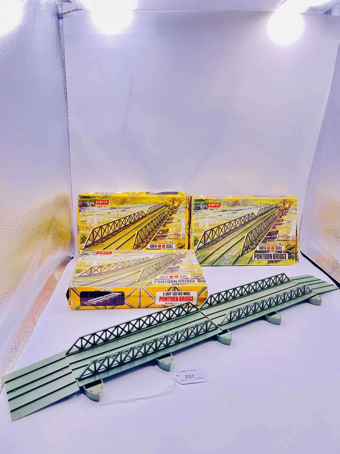 Lot 257 - Airfix - Snap-Together Models Series,3 x First Issue [1969] HO/OO scale Pontoon Bridges