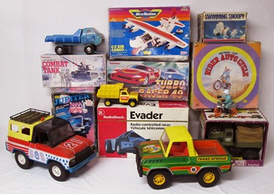Lot 23 - Tinplate & Plastic Toys - mixed group of items.