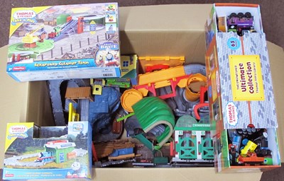 Lot 26 - Thomas & Friends - Mixed group of boxed & loose items.