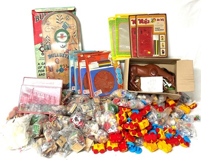 Lot 113 - Children's Toys & Games - Large Mixed Group.