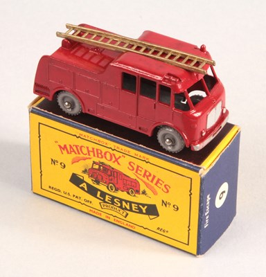 Lot 41 - Matchbox Regular Wheels 9c Merryweather Marquis Fire Engine - Stannard Code 5 WITH TYPE C LESNEY BOX