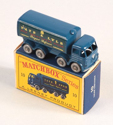 Lot 45 - Matchbox Regular Wheels 10c Foden Sugar Container Truck - Stannard Code 7 with 20-tread SPW