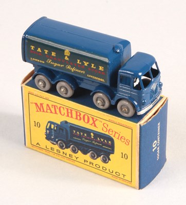 Lot 46 - Matchbox Regular Wheels 10c Foden Sugar Container Truck - Stannard Code 18 with 36-tread GPW