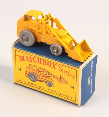 Lot 98 - Matchbox Regular Wheels 24b Weatherill Hydraulic Excavator WITH ADDITIONAL DECAL TO BASE OF BUCKET