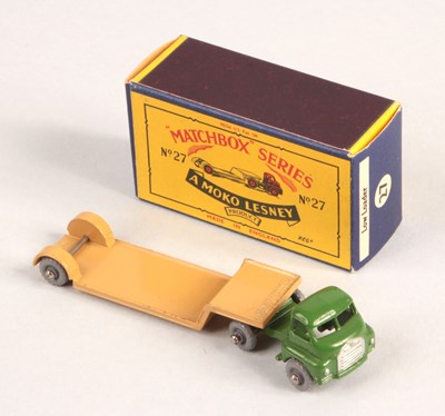 Lot 113 - Matchbox Regular Wheels 27b Bedford Articulated Low Loader - Stannard Code 5 WITH GPW