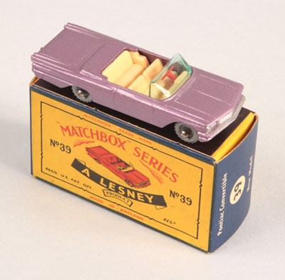 Lot 168 - Matchbox Regular Wheels 39b Pontiac Bonneville Convertible - Stannard Code 1 PURPLE BODY