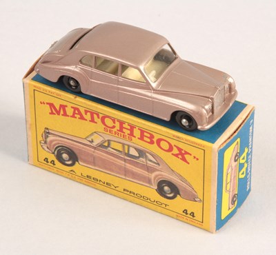 Lot 191 - Matchbox Regular Wheels 44b Rolls Royce Phantom V - Stannard Code 4 WITH RARE TYPE E3 BOX
