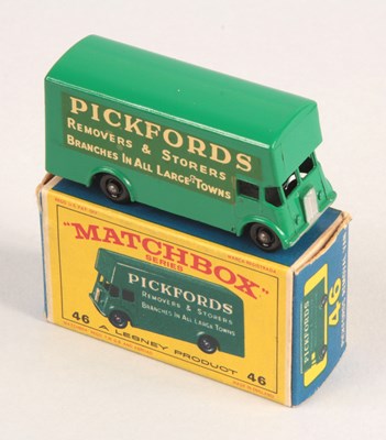 Lot 203 - Matchbox Regular Wheels 46b Guy Pickfords Removal Van - Stannard Code 20 - RARE WITH CAST REAR STEP
