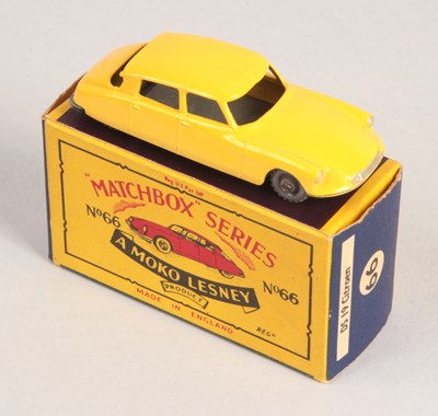 Lot 265 - Matchbox Regular Wheels 66a Citroen DS19 - Stannard Code 2 With Type B4 Box
