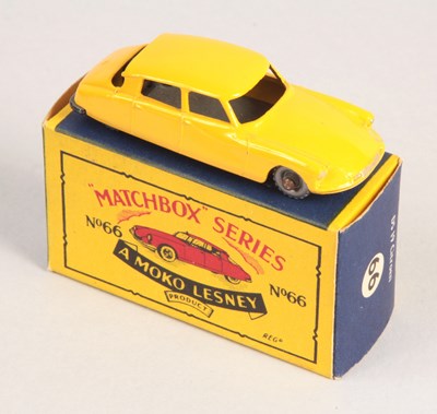 Lot 266 - Matchbox Regular Wheels 66a Citroen DS19 - Stannard Code 4 WITH RARE SILVER PLASTIC WHEELS