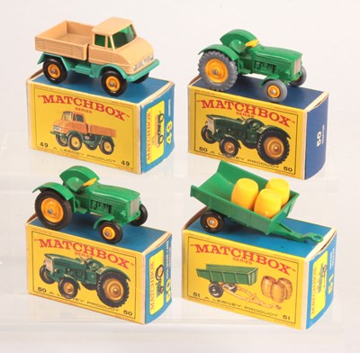 Lot 302 - Matchbox Regular Wheels Group of 4 x Farm Vehicles