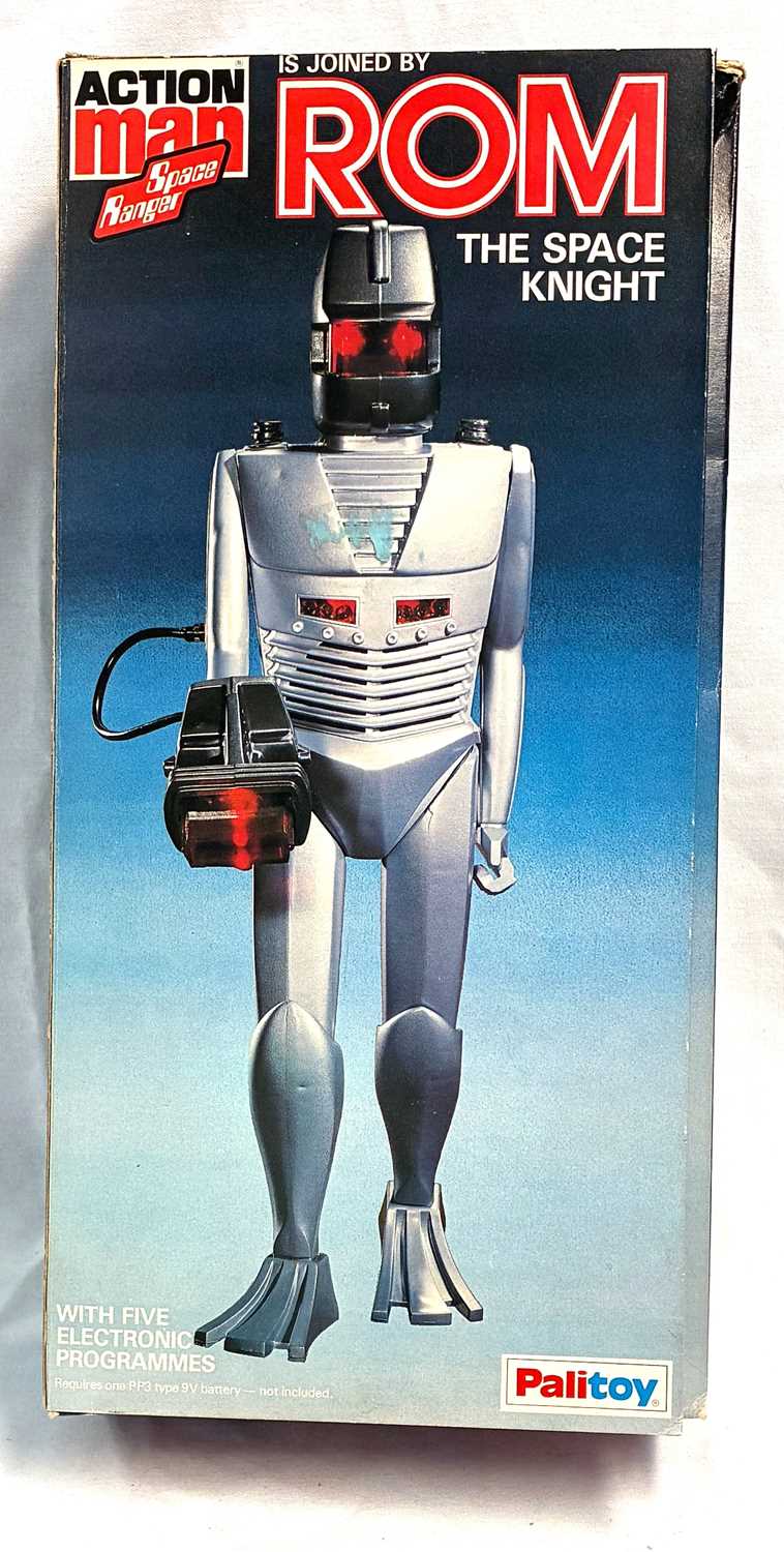 Lot 124 - vintage Action Man Space Ranger ROM The