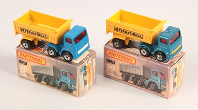 Lot 423 - Matchbox Superfast 2 x 30d Leyland Articulated Truck & Trailer "International"