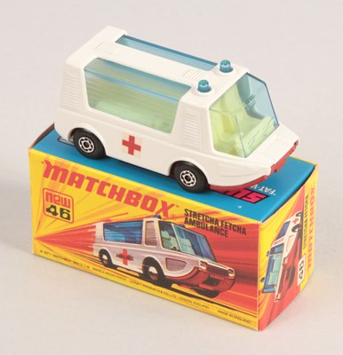 Lot 457 - Matchbox Superfast 46b Stretcha Fetcha Ambulance WITH RARE PALE BLUE WINDOWS