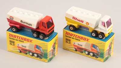 Lot 487 - Matchbox Superfast 2 x 63b Freeway Gas Tanker Harder to Find Variations
