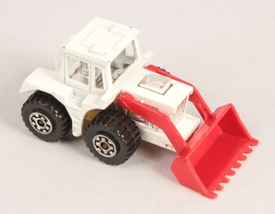 Lot 575 - Matchbox Superfast 29c Tractor Shovel FACTORY PRE-PRODUCTION COLOUR TRIAL
