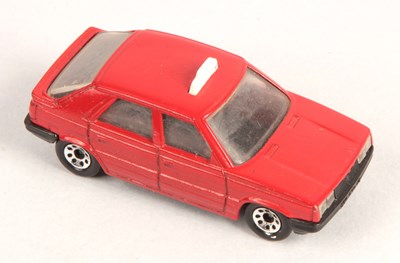 Lot 581 - Matchbox Superfast 33d James Bond Renault 11 Taxi FACTORY PRE-PRODUCTION COLOUR TRIAL